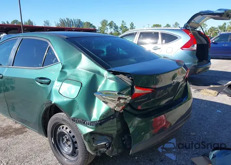 2016 Toyota Corolla Le z USA, uszkodzony, nr VIN 2T1BURHE2GC601184